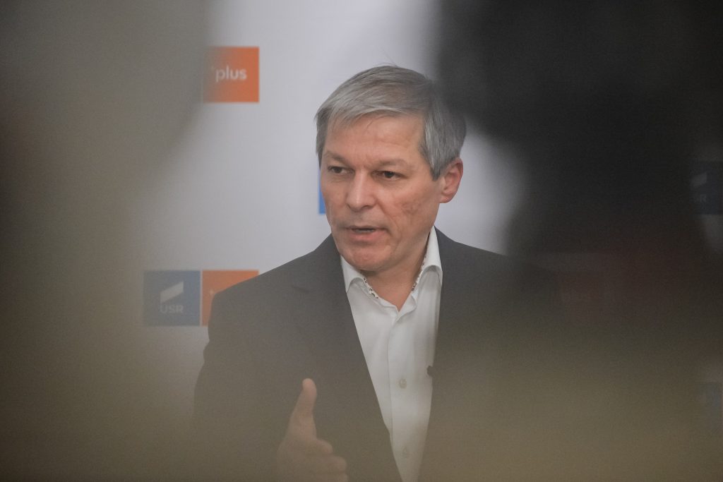 Întâlnirea dintre Dacian Cioloş şi liderii PNL şi UDMR a fost anulată