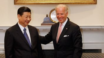 Doar americanii mai stau în calea invaziei. Biden susține că SUA și China vor respecta un acord privind Taiwanul. Tensiunile însă continuă să crească