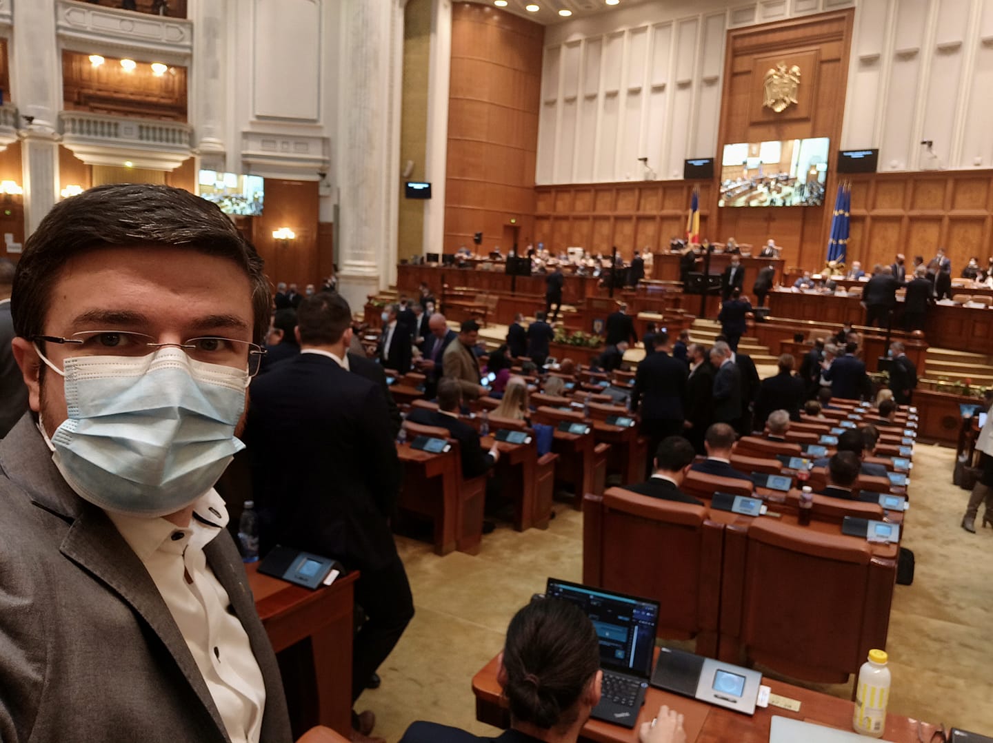OFF/ON THE RECORD. Irineu Darău, senator USR PLUS, invitatul Sorinei Matei, de la 20:00, la Aleph News