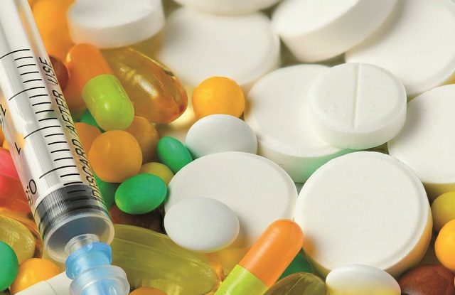 Medicamentele pentru tratamentul pacienţilor COVID trimise de Franţa au ajuns în România. Arafat: „Pentru noi e un ajutor enorm”