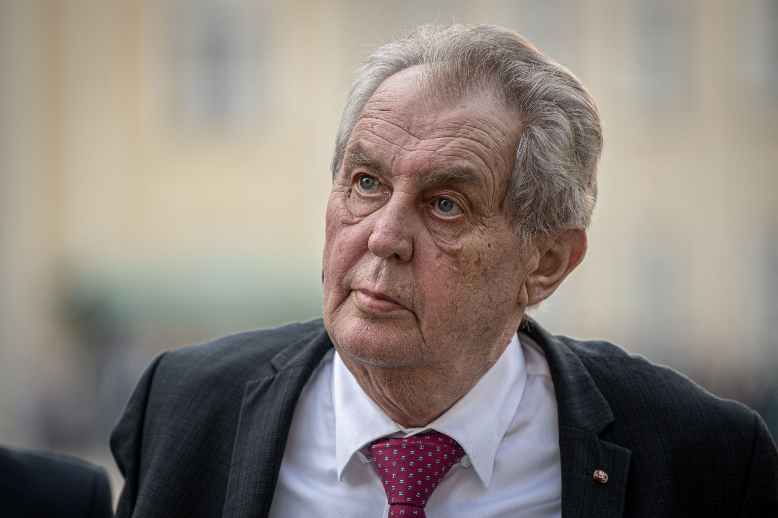 Președintele Cehiei, Milos Zeman, internat la terapie intensivă