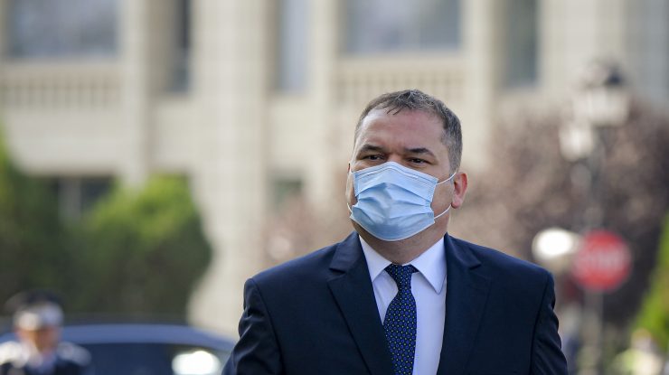 Ministrul interimar al Sanatatii, Cseke Attila soseste la o ceremonie militara si religioasa de inmanare a Drapelului de lupta Spitalului Universitar de Urgenta Militar Central "Dr. Carol Davila" prilejuita de aniversarea a 190 de ani de existenta, la sediul Ministerului Apararii din Bucuresti, miercuri, 15 septembrie 2021. ANDREEA ALEXANDRU / MEDIAFAX FOTO