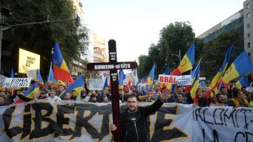 Jandarmeria a anunțat că a dat primele amenzi după protestele de sâmbătă seara din Bucureşti