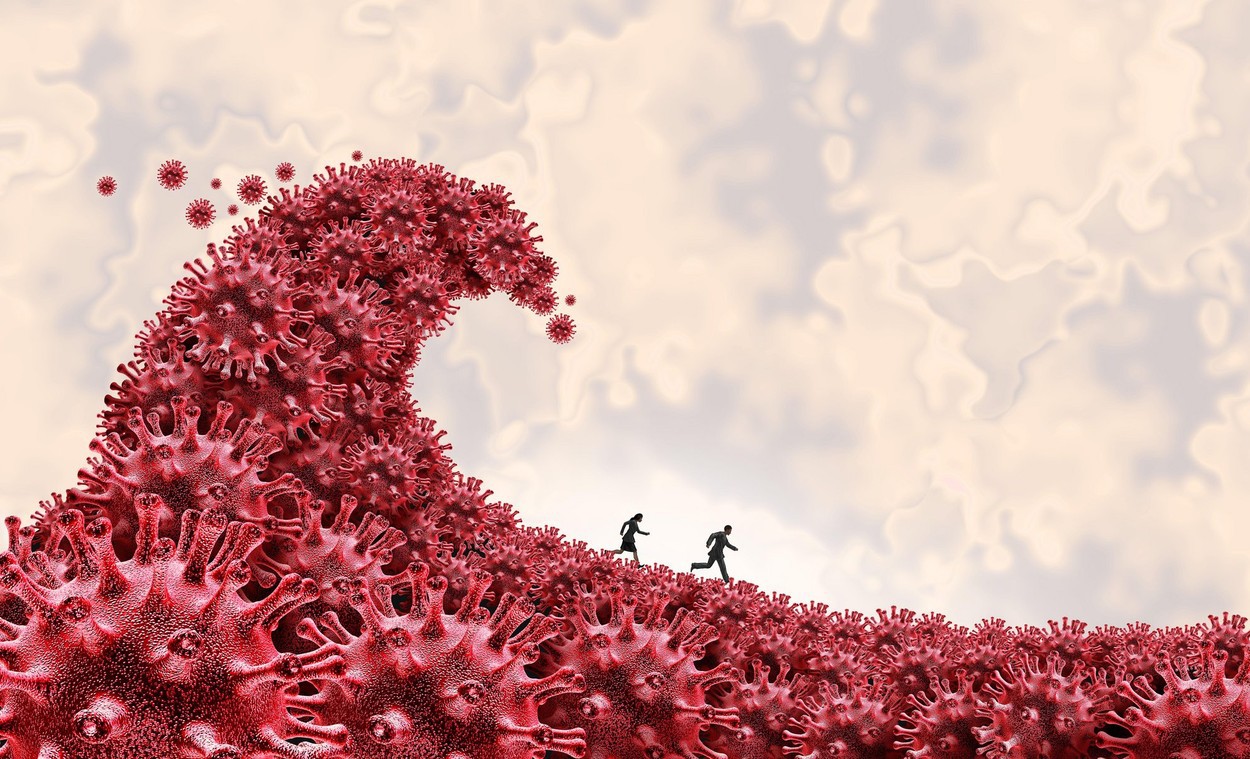 „Acest weekend poate fi motiv pentru încă o săptămână de infern”. Epidemiologul Octavian Jurma critică decizia de a nu introduce restricții până luni