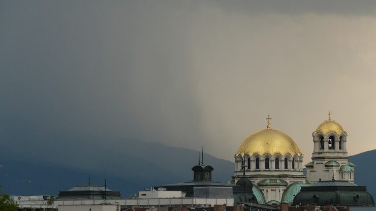 Între 12-13 octombrie 2021, o parte a Bulgariei se află sub cod portocaliu de precipitații abundente.
