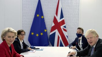 Summitul G20: Liderii aprobă formal acordul privind impozitarea multinaţionalelor