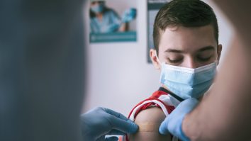 Valeriu Gheorghiță: „Dacă ai un copil cu boli cronice, el are de 19 ori mai multe șanse să ajungă la ATI, dacă nu îl vaccinezi”