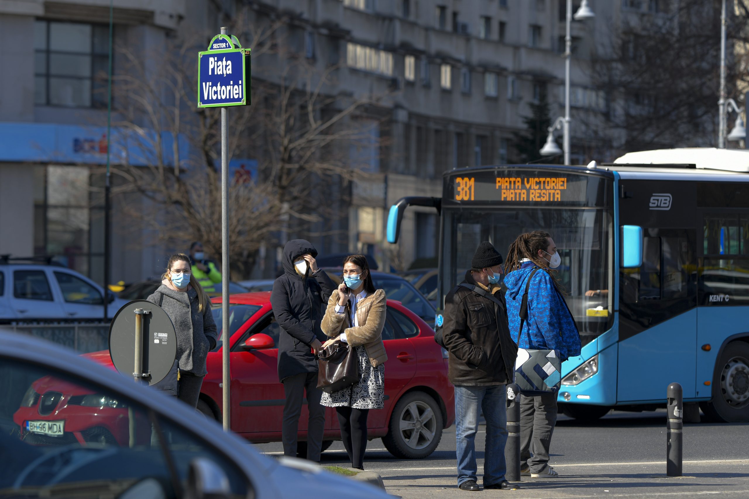 Incidența COVID în București scade în continuare