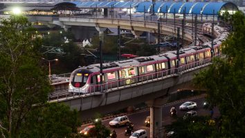 Orașul cu primul metrou din lume alimentat cu energie solară