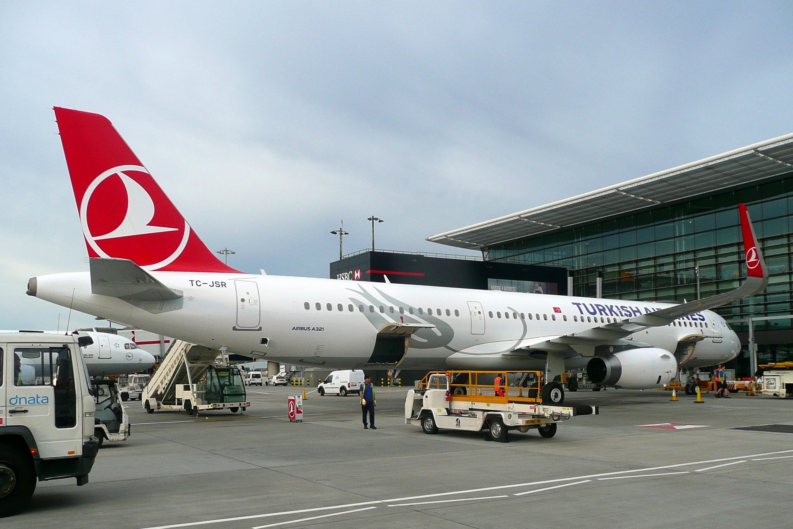 Cetăţenilor din Siria, Yemen şi Irak li se interzice să cumpere bilete de avion către Minsk