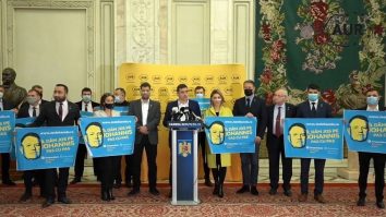 Parlamentarii care semnează pentru suspendarea preşedintelui Iohannis, excluşi imediat. Anunțul secretarului general al PNL