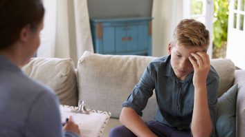 Franța dezvăluie un plan pentru a combate creșterea prostituției infantile