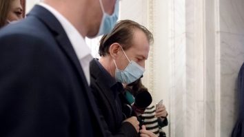 Liberalii s-au reunit, marți seara, în ședința Biroului Executiv Național pentru a stabili desemnarea premierului în viitorul guvern PSD-PNL-UDMR în baza unei înțelegeri ca șeful guvernului să se schimbe prin rotație între PNL și PSD.