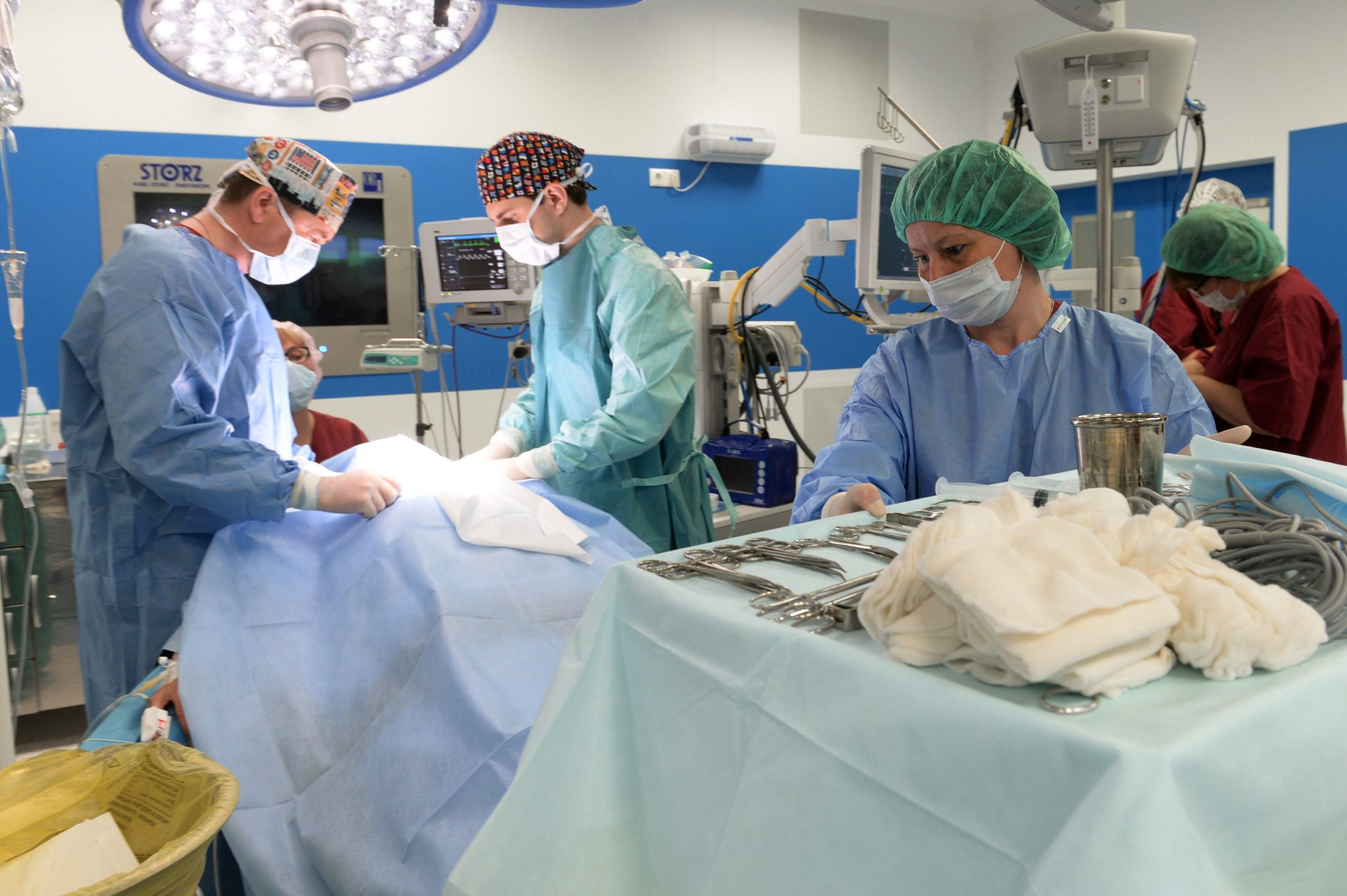 Trei români, salvați prin transplant de organe de la un donator din Bulgaria