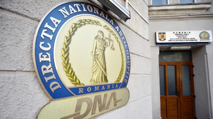 Directorul ROMSILVA, trimis în judecată pentru luare de mită și abuz în serviciu