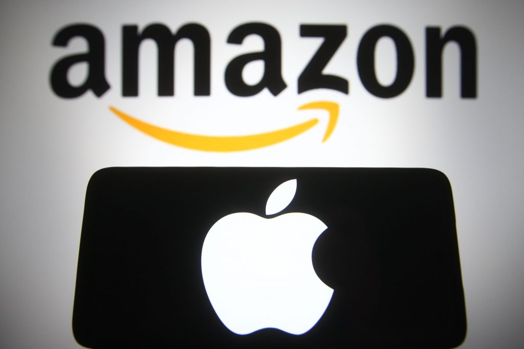 Amazon şi Apple au primit amenzi în valoare de 225 milioane de dolari în Italia