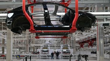 Marea Britanie are cea mai scăzută producţie auto din octombrie din 1956