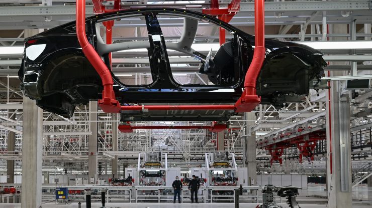 Marea Britanie are cea mai scăzută producţie auto din octombrie din 1956