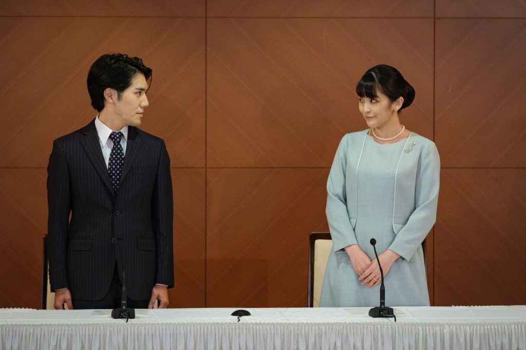 Fosta prinţesă a Japoniei a plecat în SUA. Mako a renunţat la titlul regal pentru a fi alături de soţ