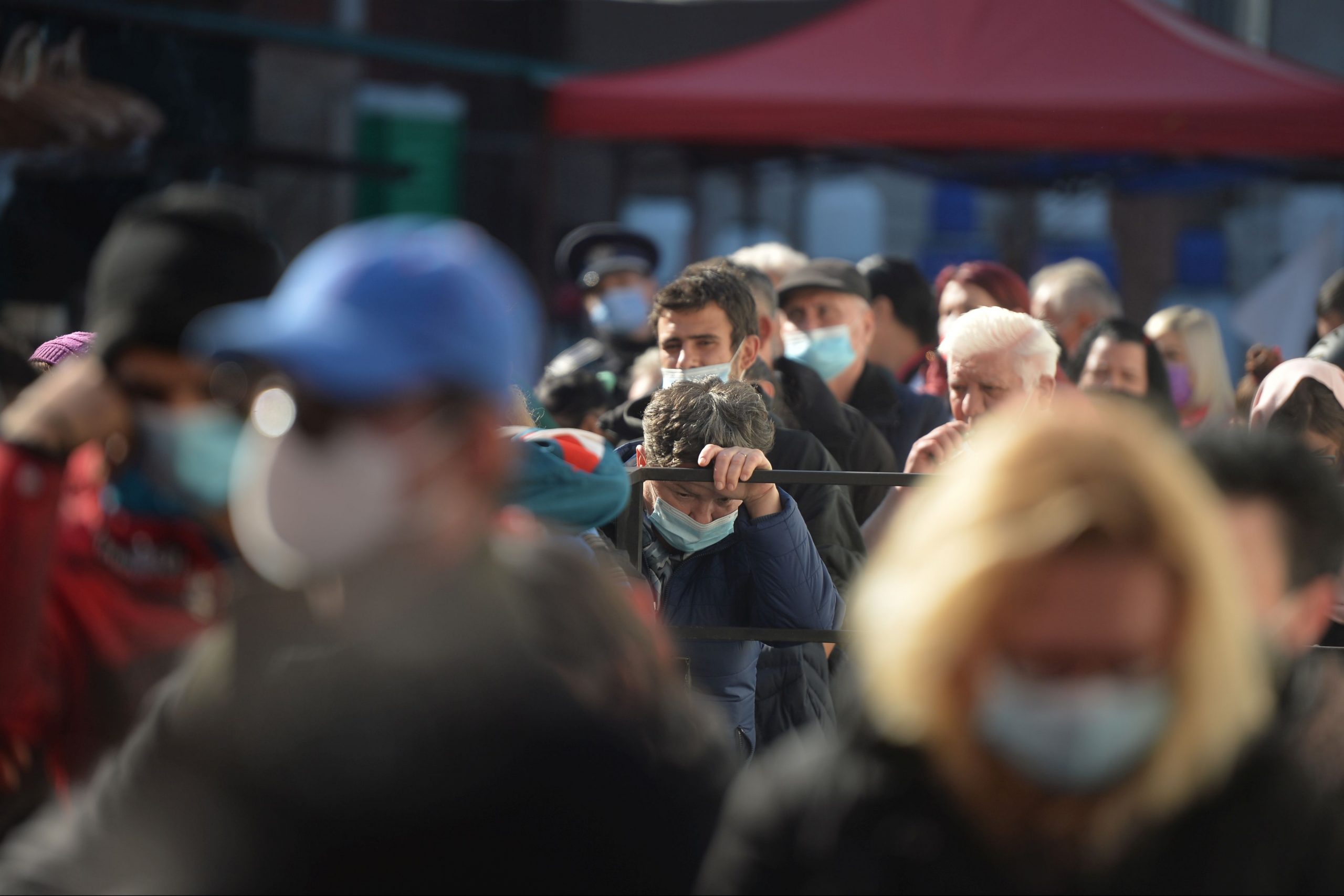 Incidența în Capitală scade sub 12 la mia de locuitori