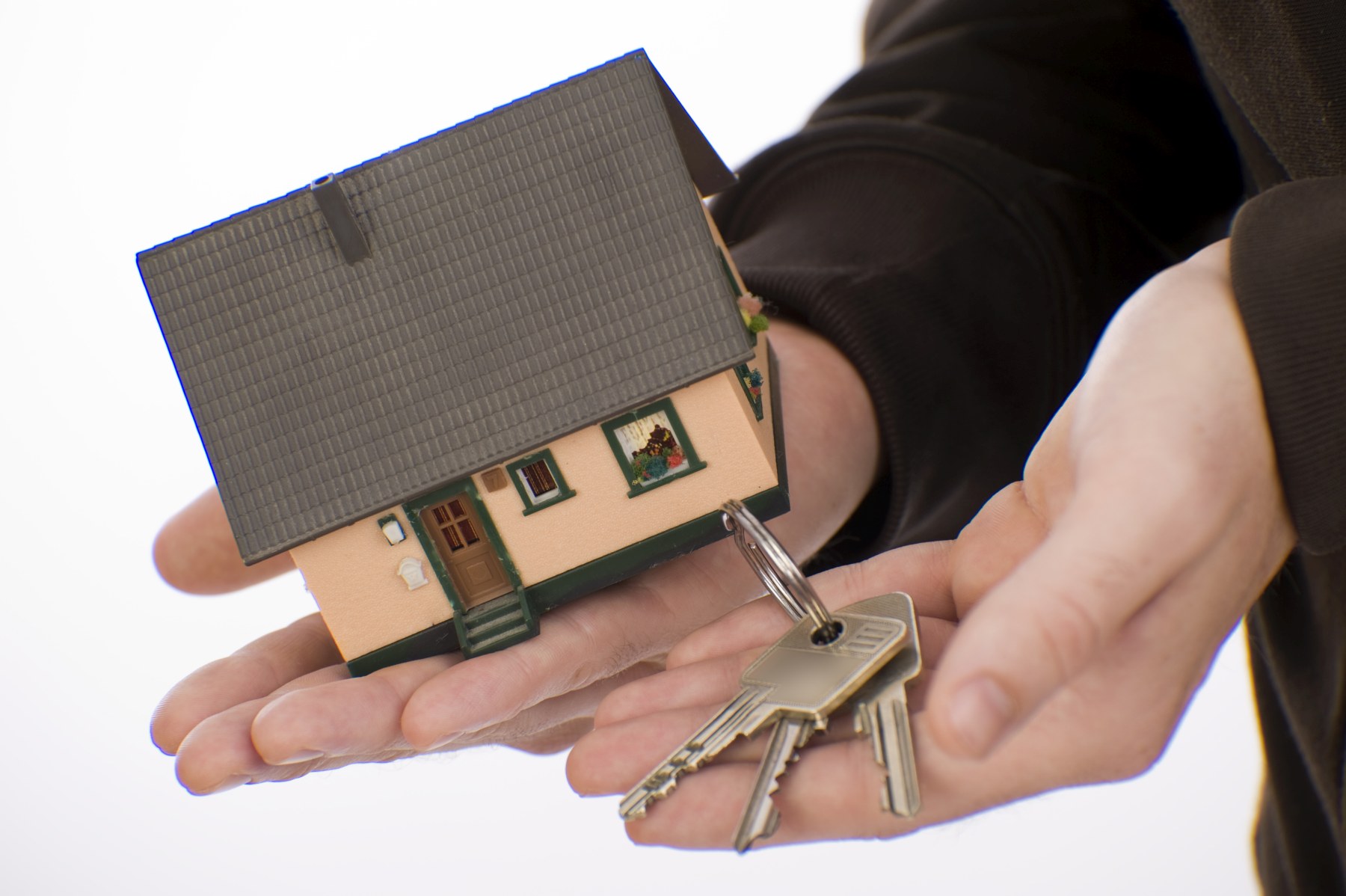 Case de vânzare în România la prețul unei chirii