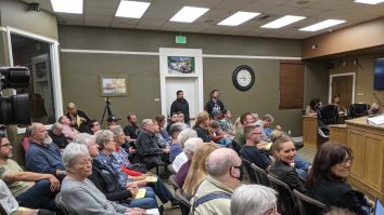 REPUBLICĂ ANTI-COVID. Orașul care s-a declarat „republică constituțională” pentru a respinge restricțiile pandemice