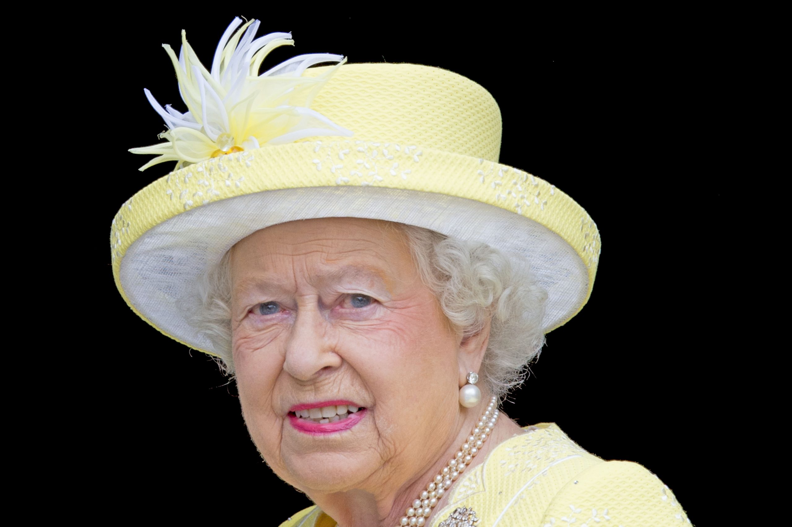 FOTO. Cum a fost surprinsă Regina Marii Britanii, la scurt timp după ce a fost externată din spital