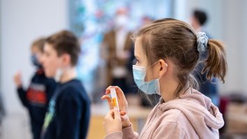 Cîmpeanu: 86 de cazuri pozitive în rândul elevilor, în urma testelor antigen pe bază de salivă