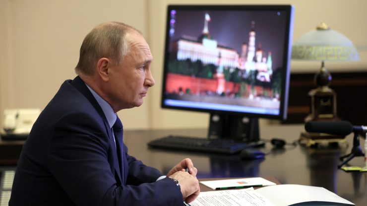 Vladimir Putin spune că Occidentul, nu Belarusul, este cauza principală a crizei migranților la graniță