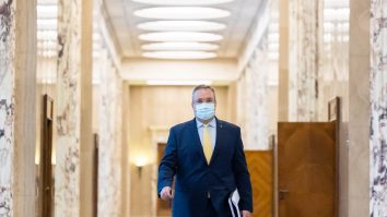 Premierul a trimis Corpul de Control să verifice achiziţia testelor de salivă