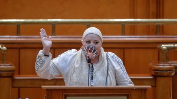 Ucraina anunță sancțiuni împotriva Dianei Șoșoacă: „O amenințare la adresa securității naționale”