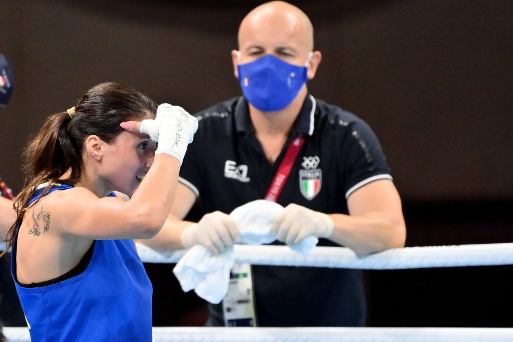 31 July 2021, Japan, Tokyo: Italy's Irma Testa (L) reacts after her defeat against Philippines' Nesthy Petecio in the Women's Feather (54-57kg) Semifinal 1 boxing match at the Kokugikan Arena, during the Tokyo 2020 Olympic Games. Photo: Alfredo Falcone/LaPresse via ZUMA Press/dpa