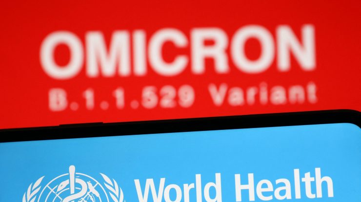 Omicron şi Delta ar putea crea un virus mai periculos