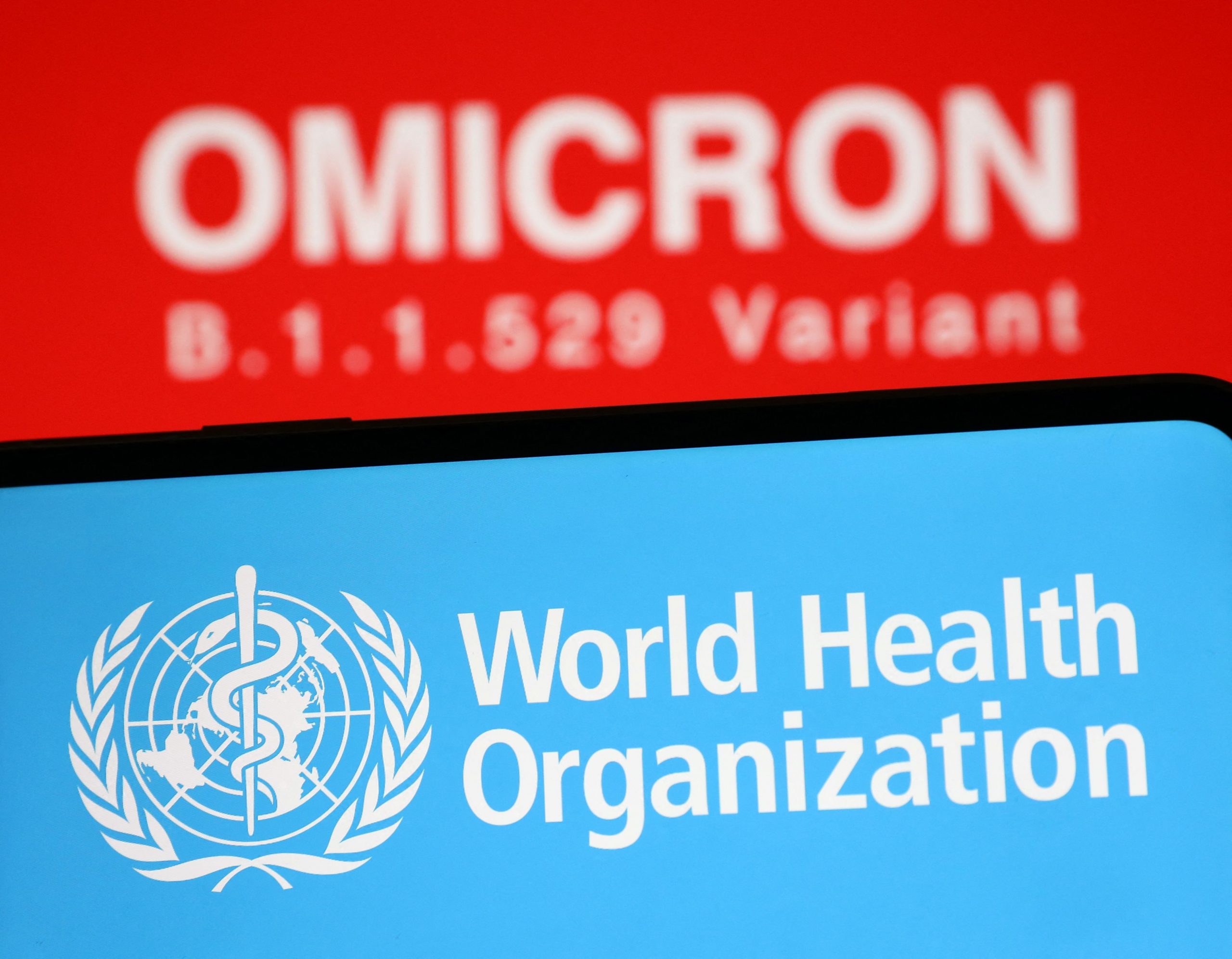 Omicron şi Delta ar putea crea un virus mai periculos