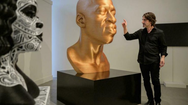 Sculpturile lui George Floyd și Breonna Taylor vor fi vândute la licitație în scop caritabil