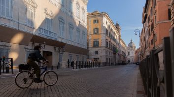 Norvegia înăsprește restricțiile în încercarea de a limita răspândirea variantei Omicron