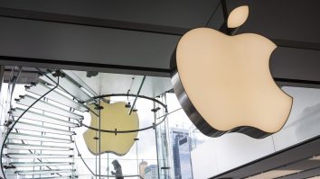 Producția de iPhone 13 de la Apple a scăzut cu 20% în septembrie-octombrie
