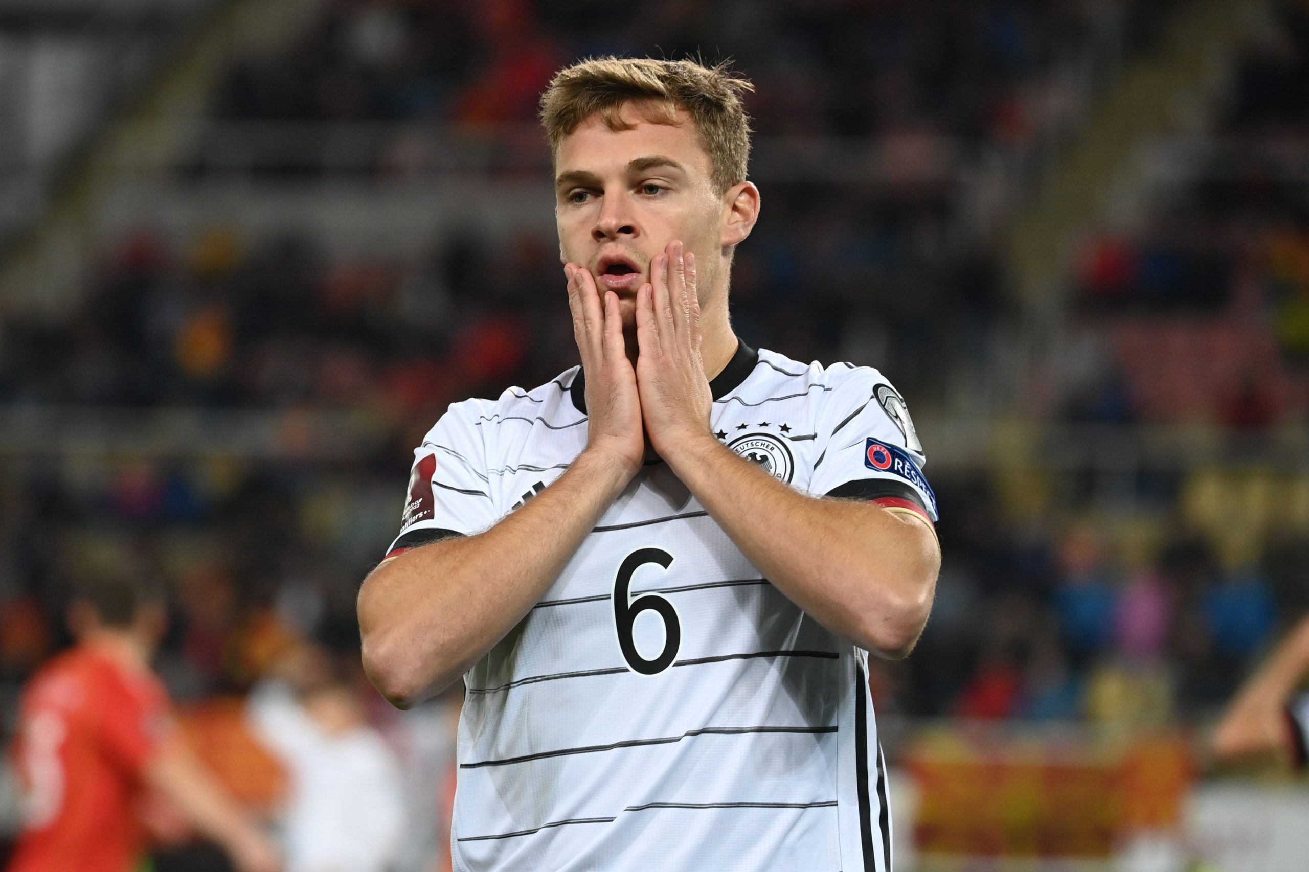 Joshua Kimmich regretă că nu s-a vaccinat mai devreme. Ce probleme are tânărul de 26 de ani