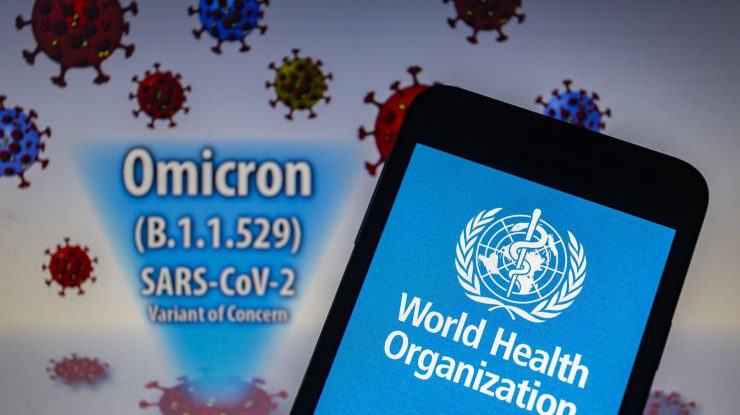 Omicron reprezintă un risc global "foarte ridicat", lumea trebuie să se pregătească