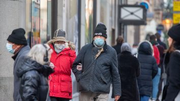 Octavian Jurma, trage un semnal de alarmă: Când toată lumea trage obloanele, noi le deschidem