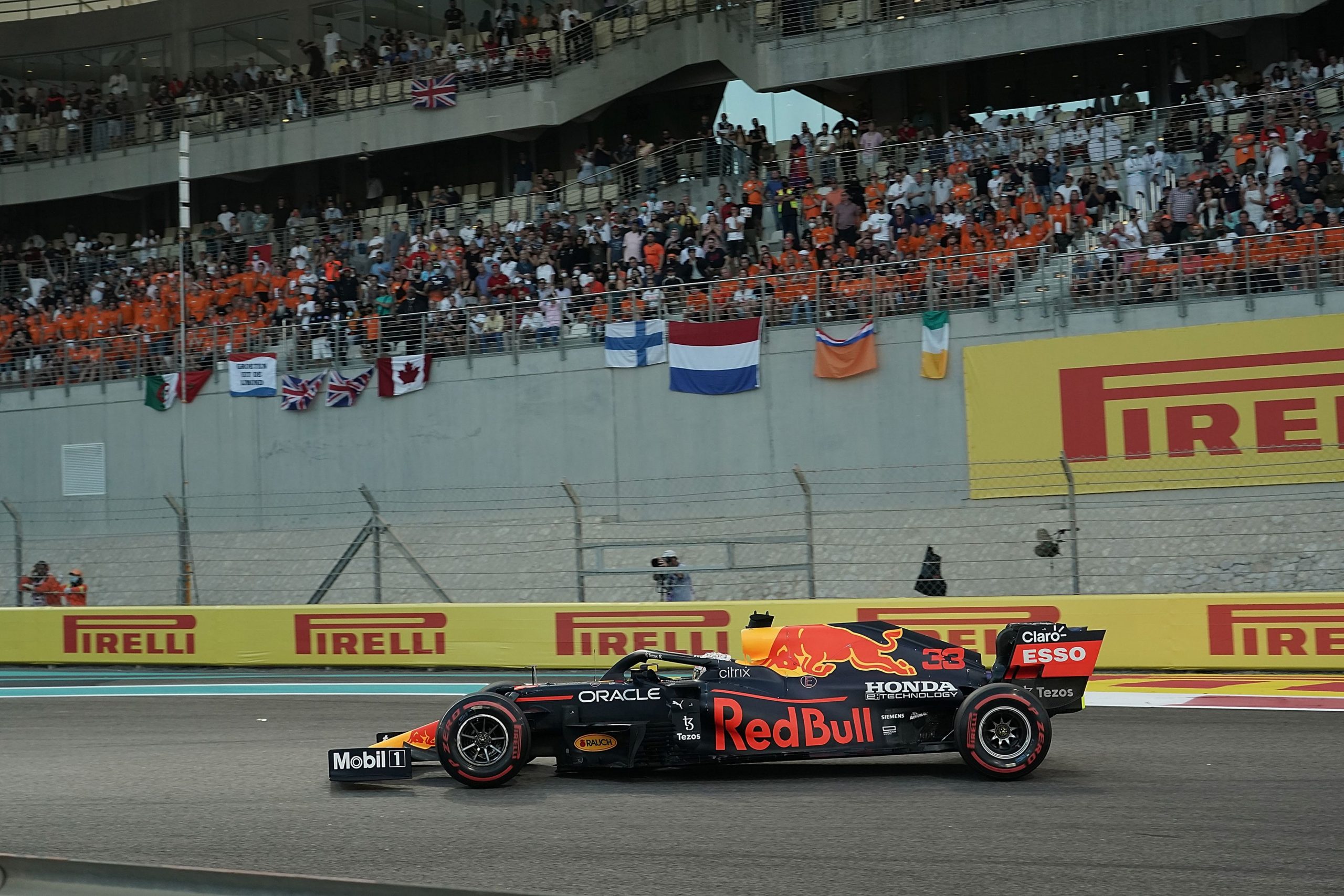 Cine este Max Verstappen, noul campion mondial din Formula 1