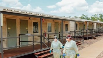 „Lagărul” COVID din Australia. Povestea unei tinere care a fost luată cu forța de acasă