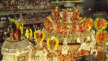 Carnavalul de stradă de la Rio de Janeiro a început oficial, după doi ani de amânări