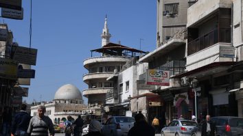 O americancă riscă 20 de ani de închisoare. FBI o acuză de conducerea unui batalion terorist