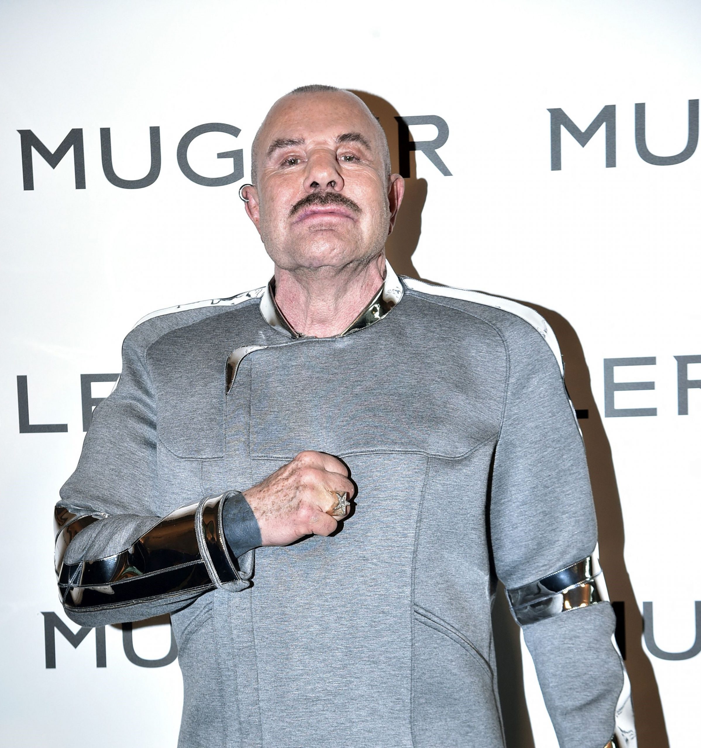 Celebrul creator de modă francez, Thierry Mugler, a murit la 73 de ani