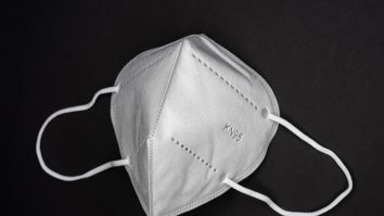 „Masca nu este o restricție”, dar prevederile legale rămân în vigoare