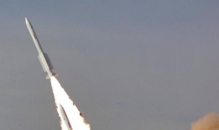 Emiratele Arabe Unite au interceptat două rachete deasupra Abu Dhabi