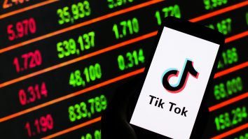 Iluzia tiparului ideal și a reperelor false în social media – cauză a depresiei