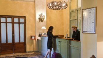 Cele trei orașe din România care au primit până la 1,2 milioane de turiști în 2021