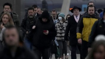 Restricțiile de călătorie în România au fost actualizate și au intrat în vigoare de astăzi